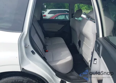 2016 Subaru Forester 2.5I Premium z USA, uszkodzony, nr VIN JF2SJADC6GH539560